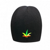 Bonnet noir feuille de cannabis